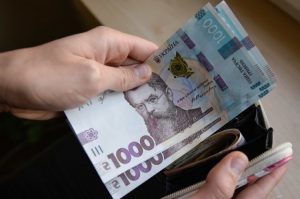 Повне погашення Rocket Money за один платіж або поступове повернення боргу